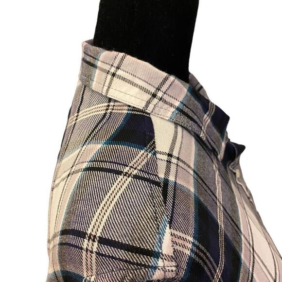 Aeropostale Navy and White Plaid Flannel Long Sleeve Button Down Top Sz XL - Picture 7 of 13